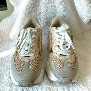 Guess Peony Sneakers